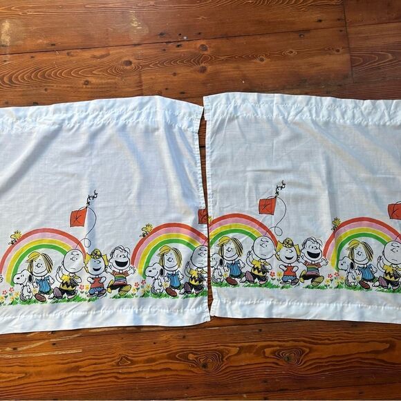 Vintage Peanuts Curtains 1966 Cafe Curtains With Ruffle Valance - Picture 1 of 13